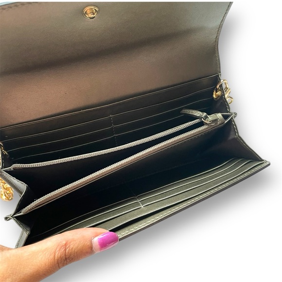 GUCCI GG Olive green leather wallet on Chain 🫒 - Picture 6 of 15